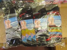 12 x Pairs of Ladies Design Socks size 4-7 new in packaging