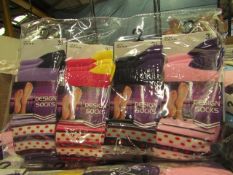 12 X Pairs of Ladies Design Socks size 4-7 new in packaging