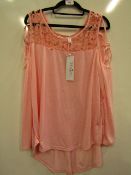 Rose Gala Ladies Cold Shoukder Top size 18 new with tag