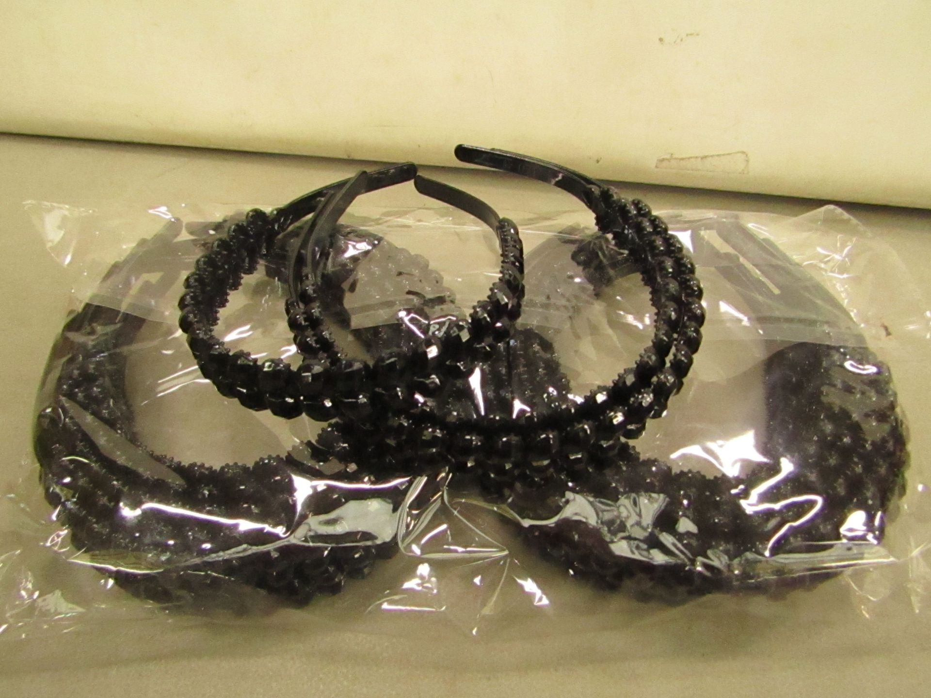 20 x Black Bead Effect Comb Headband Similar Product RRP £2.50 each @ Claire's Accessories New