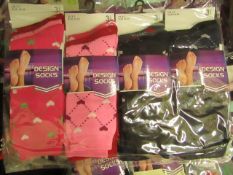 12 X Pairs of Ladies Design Socks size 4-7 new in packaging