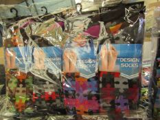 12 X Pairs of Mens Design Socks size 6-11 new in packaging