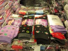 12 X Pairs of Ladies Design Socks size 4-7 new in packaging