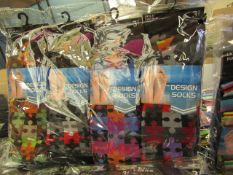 12 X Pairs of Mens Design Socks size 6-11 new in packaging