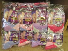 12 x Pairs of Ladies Design Non Elastic Socks size 4-7 new in packaging