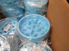 5 x Slow Feeder Dog Bowls. New & Packaged