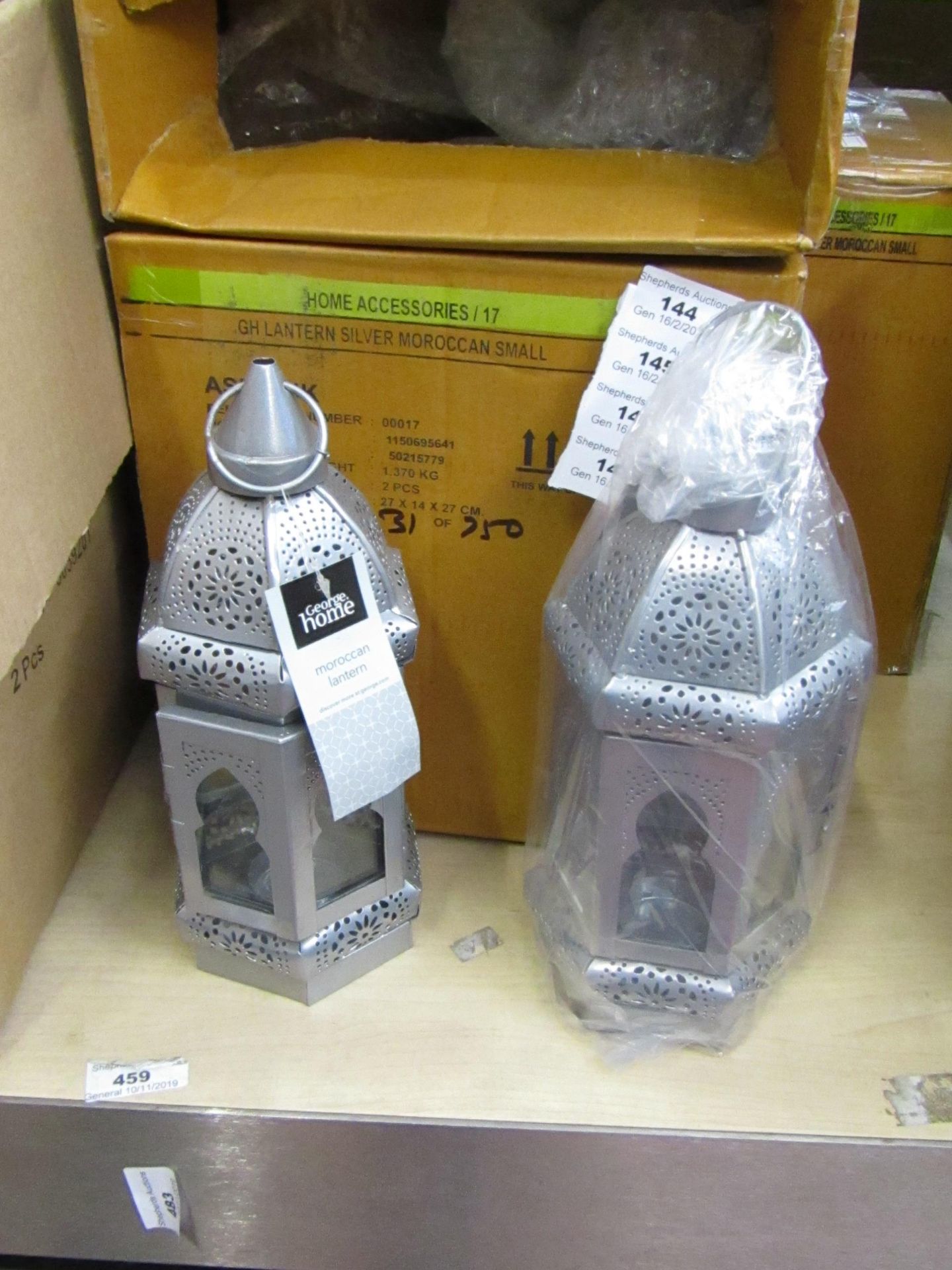 Set of 2 Silver Moroccan Lanterns.Ideal for use with Candles. New & Boxed