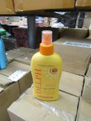 12 x 200ml Delph Tanning & Moisturising Sun Sprays. New & Boxed