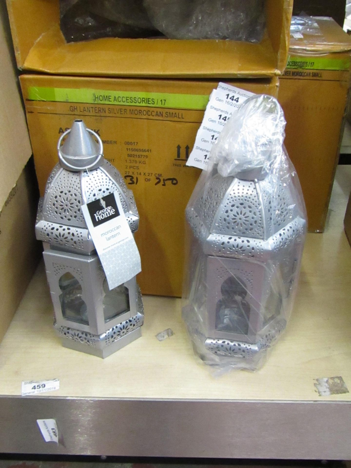 Set of 2 Silver Moroccan Lanterns.Ideal for use with Candles. New & Boxed