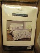 Sanctuary Elissia Purple Reversible Duvet Set Superking 100 % Cotton RRP £79.99 New & Packaged