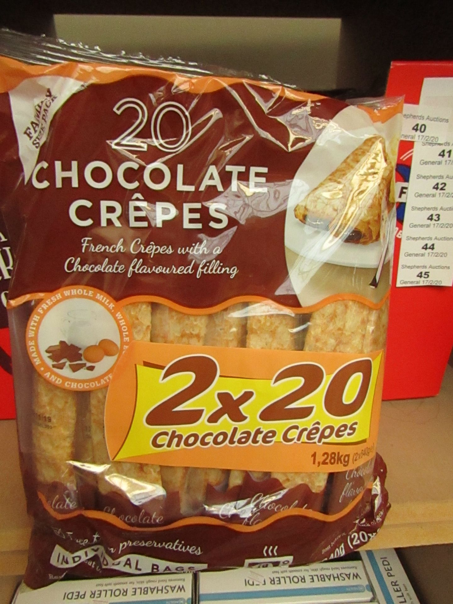 2 x packs of 20 per pack Chocolate Crepes.1.28 kg  BB 12/11/19.