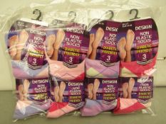 12x Pairs of non elastic socks, size 4-7, new and packaged.