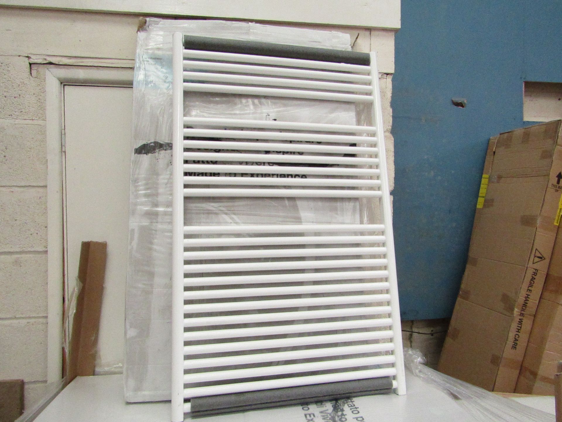 Tissino Hugo series 2 Chunky 1212x750mm White towel radiator, new and boxed.