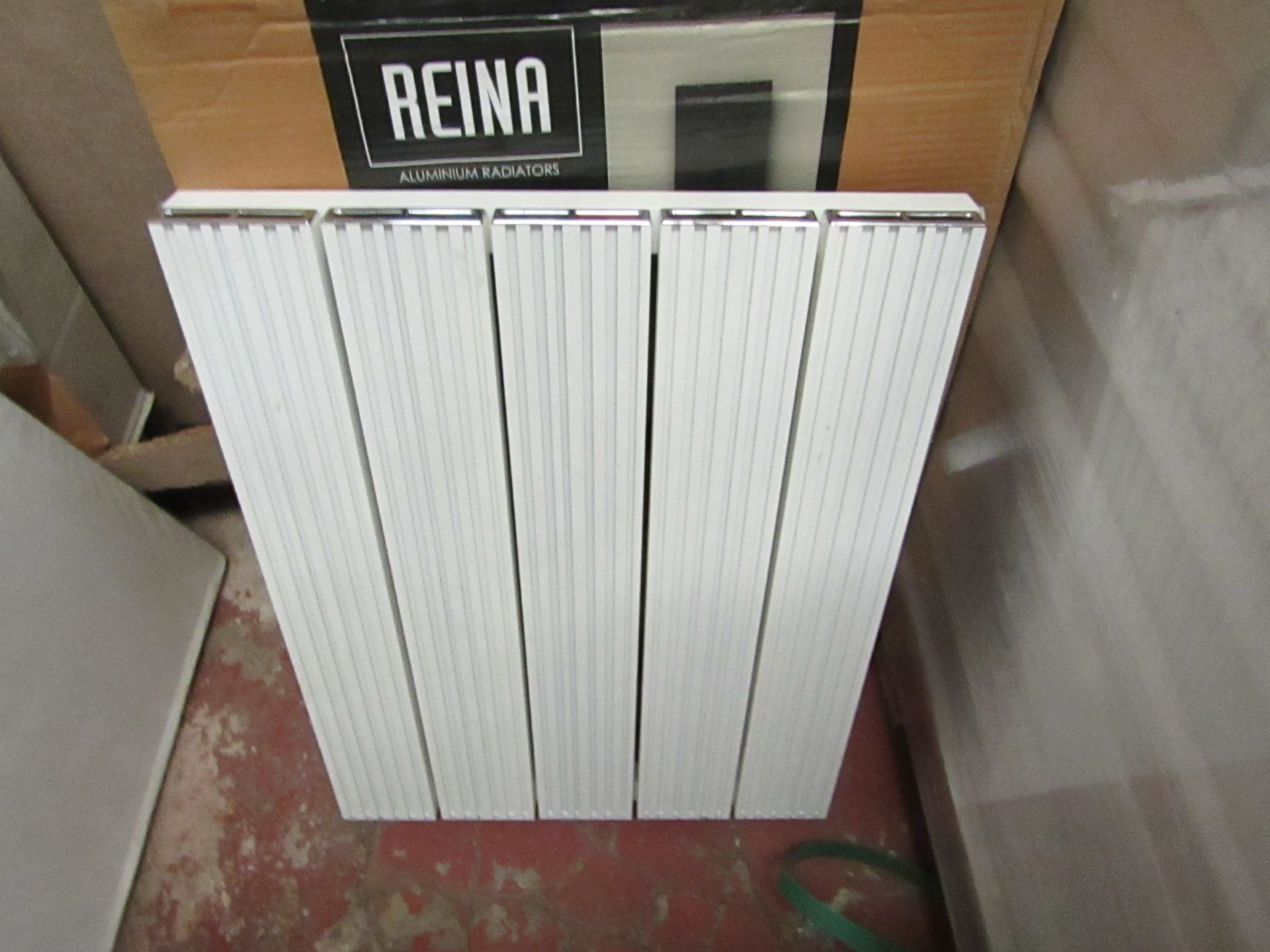 REINA ENZO - Aluminium wall Radiator, White - 470x600mm