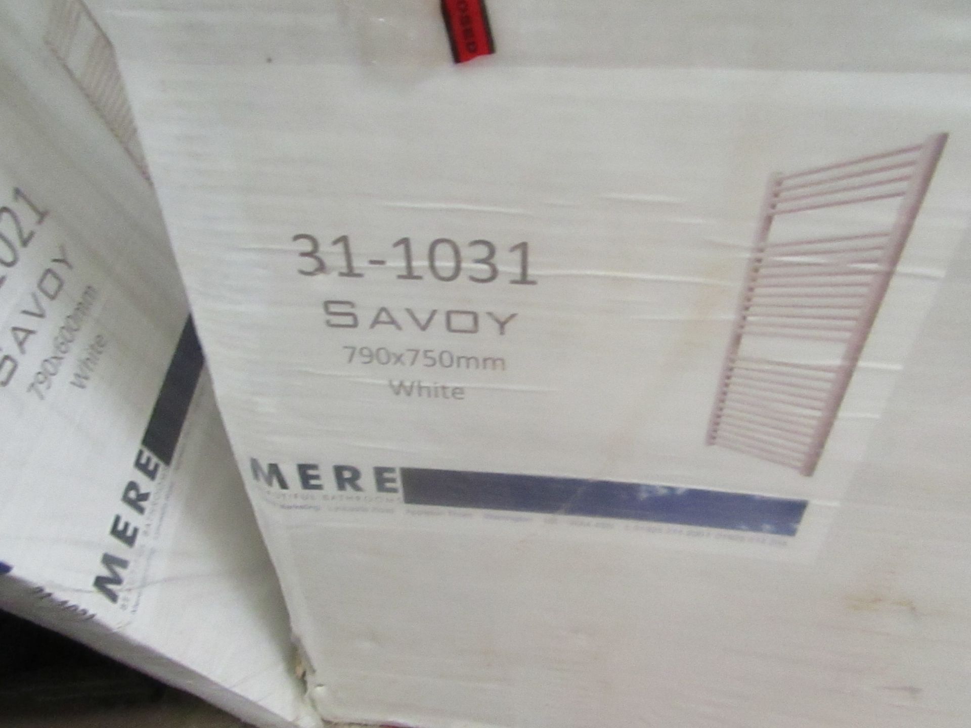 Mere Savoy 790x750mm White Towel Rail - New.