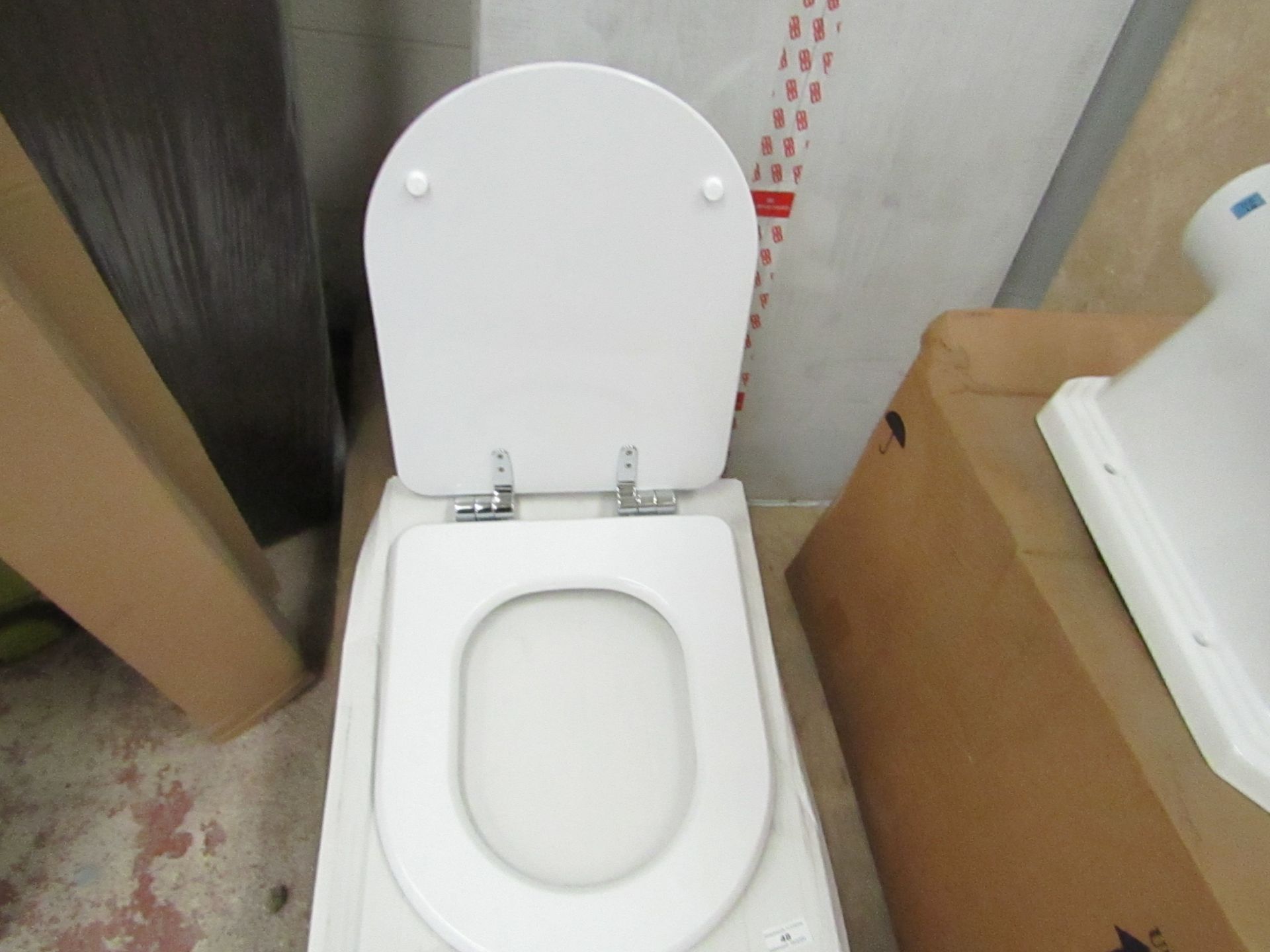 Unbranded Roca Toilet Seat - New and Boxed.