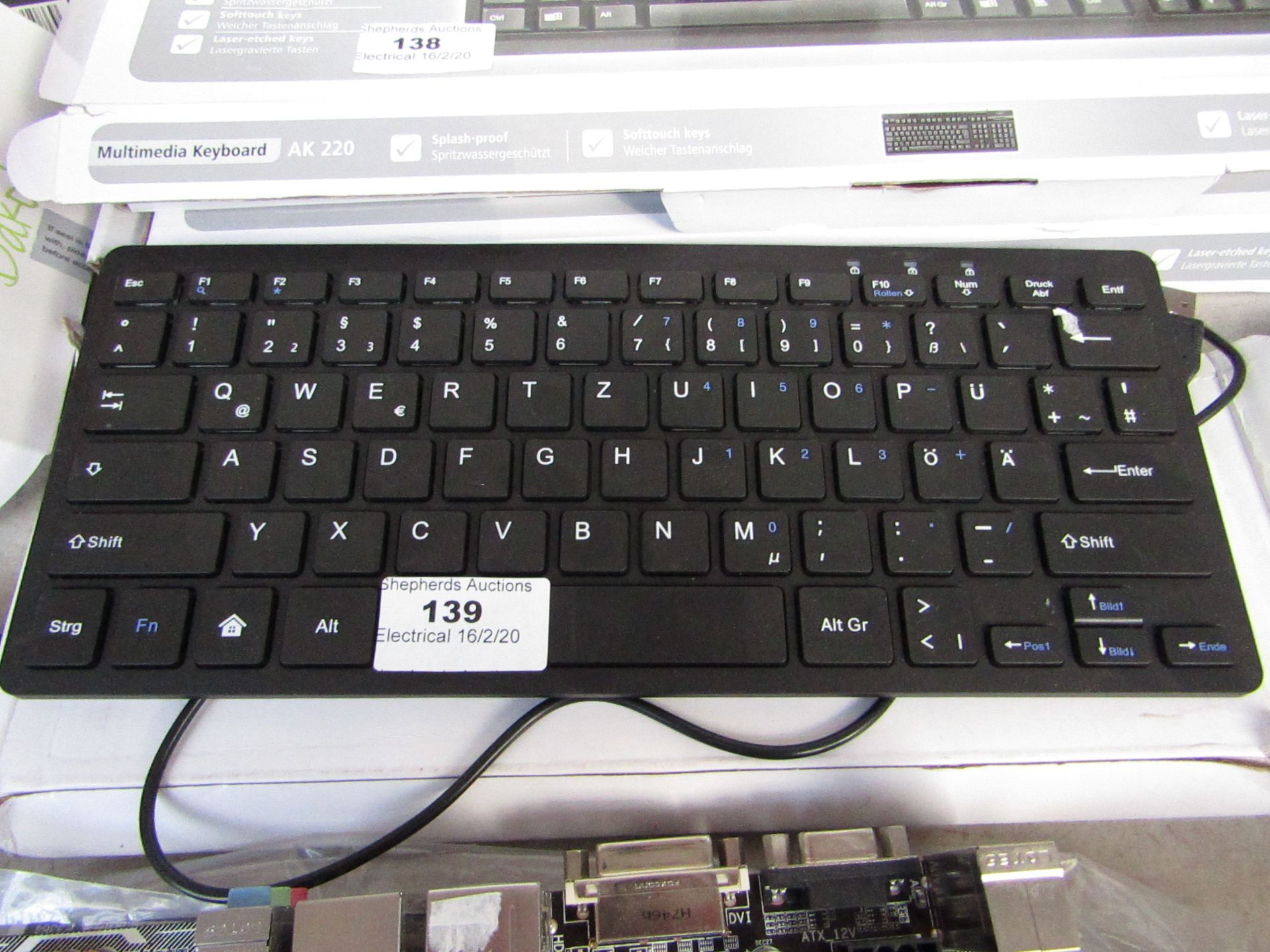 Mini keyboard USB - Untested and boxed.