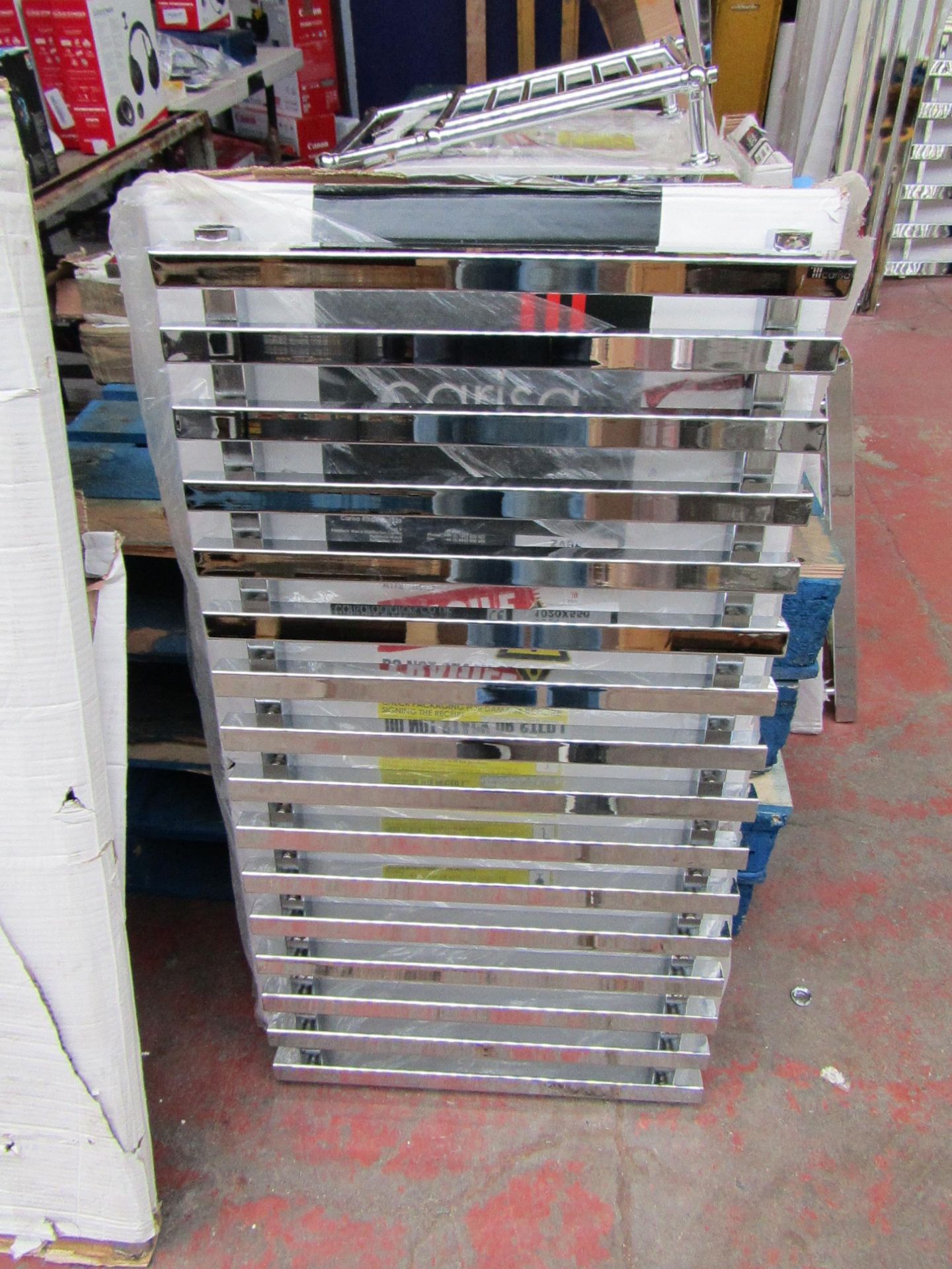 Carisa Zara Chrome 1020x550 radiator, with box, RRP £259, please read lot 0.