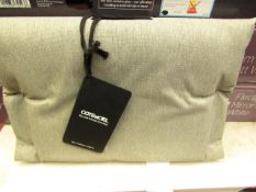 Tablet pillow stand, new.