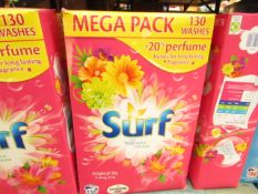 Surf Tropical Lily 130 washes, box may have a rip but has been repaired so the amount inside is an