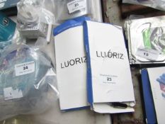 2x Luoriz AUX cable with a display port cable, untested.