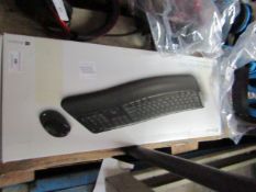 Microsoft wireless comfort 5050 keyboard and mouse, untested and boxed.