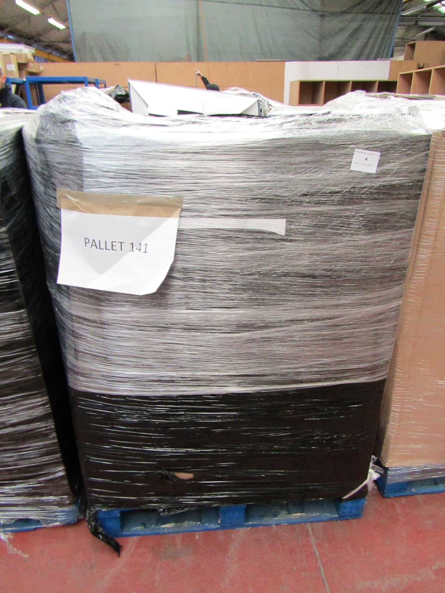 | APPROX 136X | THE PALLET CONTAINS NUTRI BULLETS, XHOSES, RED COPPER CHEFS AND MORE | BOXED AND