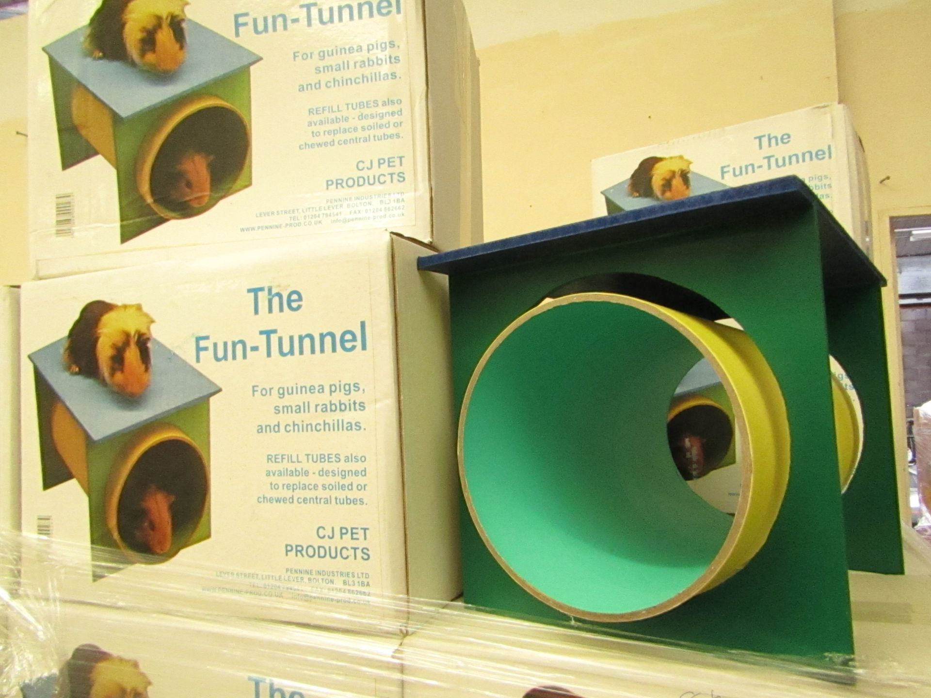 8 x The Fun-Tunnel for Guinea Pigs,Small Rabbits and Chincillas new and boxed.