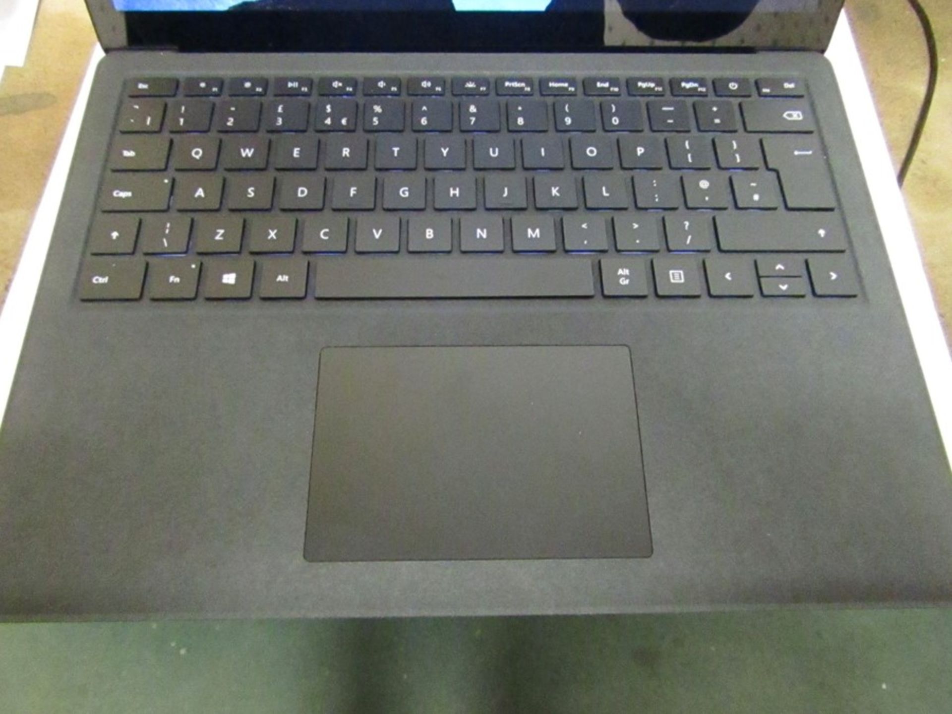 Microsoft Surface Pro 2 Laptop model 1769, 8th Generation i7 processor, 256GB Go, 8GB Go RAM, - Image 6 of 14