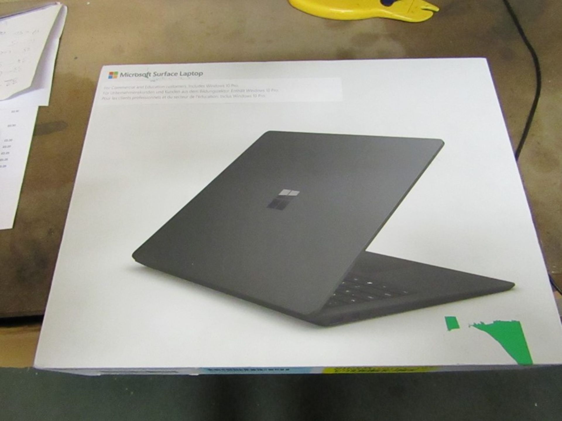 Microsoft Surface Pro 2 Laptop model 1769, 8th Generation i7 processor, 256GB Go, 8GB Go RAM, - Image 8 of 14