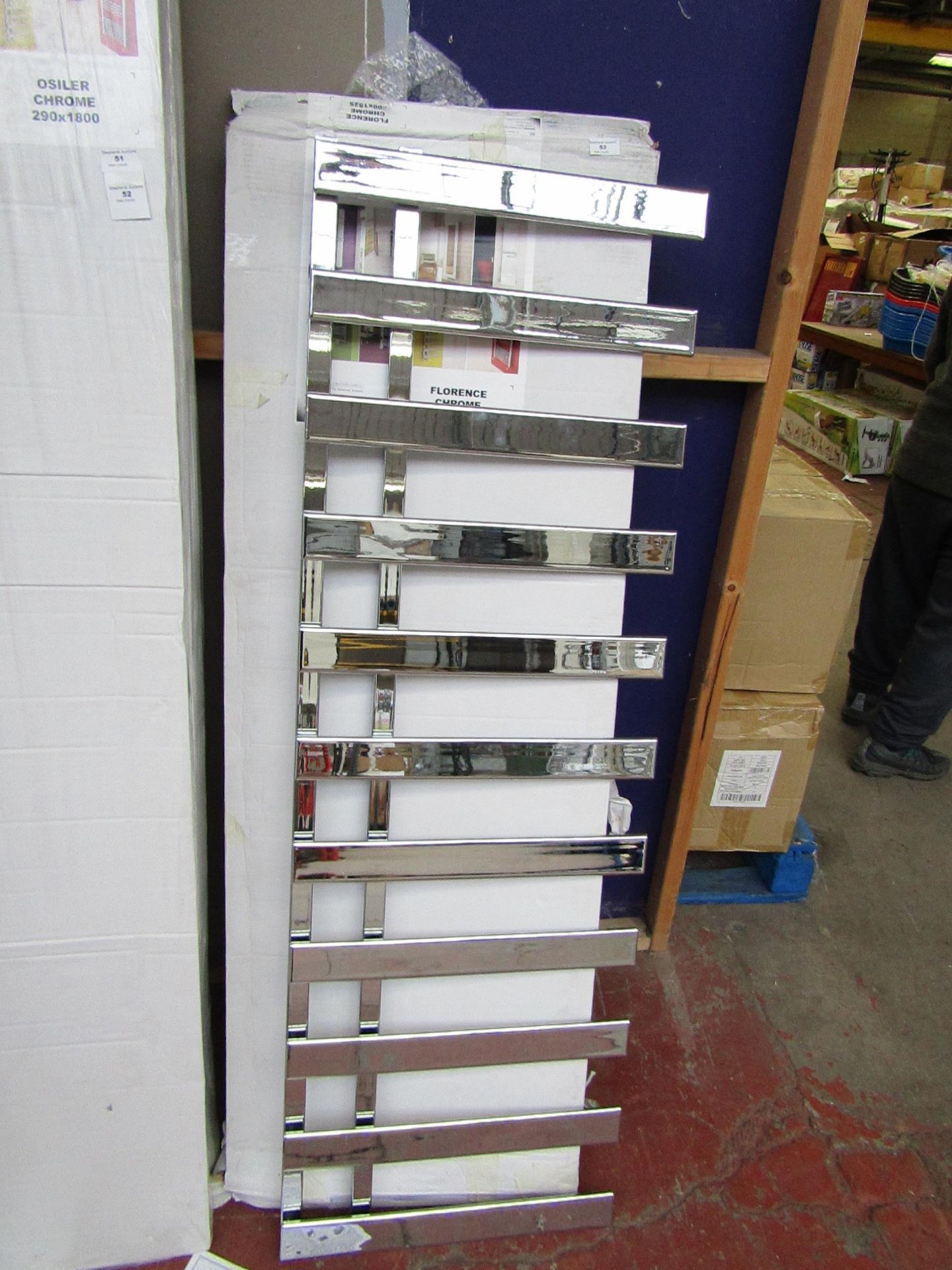 Florance Chrome 500x1525 radiator, with box, please read lot 0.