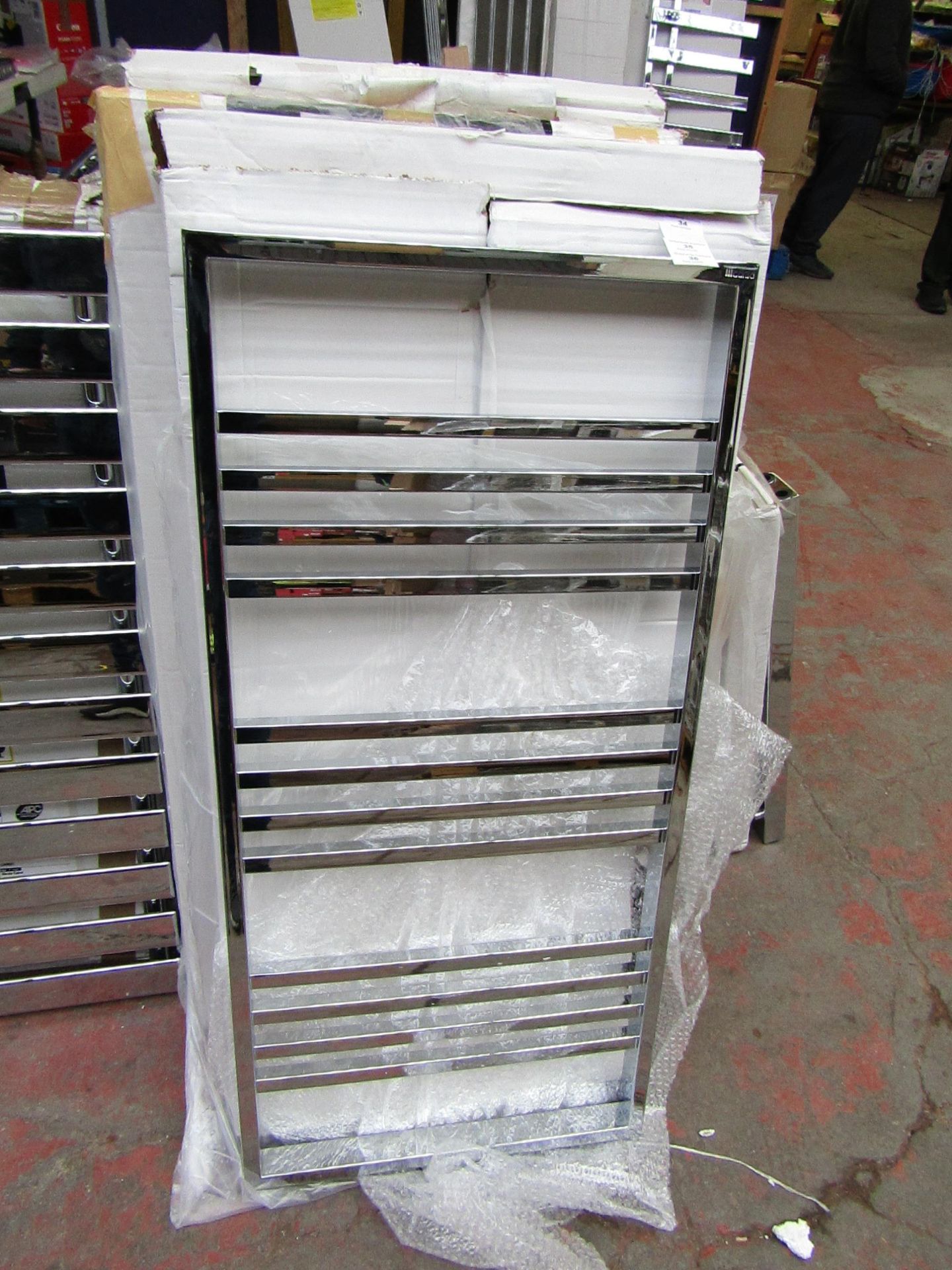 Carisa Frame Chrome 500x1050 radiator, with box, RRP £401, please read lot 0.