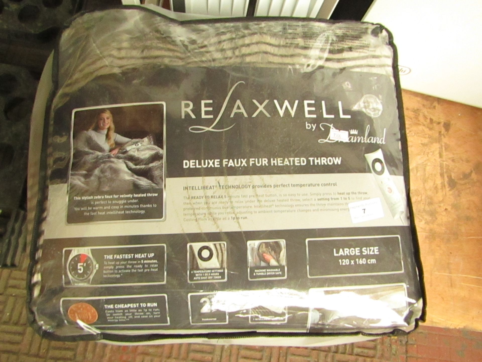 Dreamland Relaxwell Deluxe Faux Fur Heated Blanket. 120cm x 160cm. Tested workong & Looks Unused
