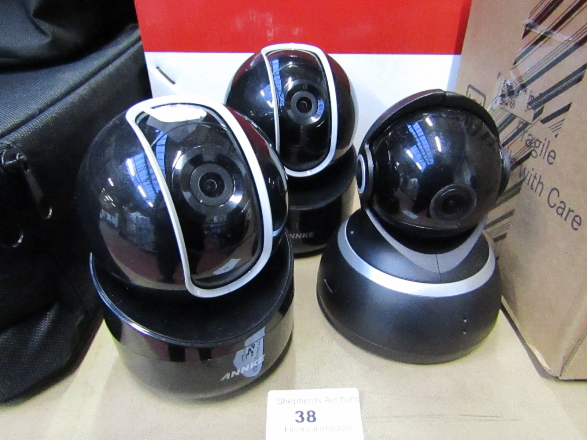 3x Annke dome cameras, untested.