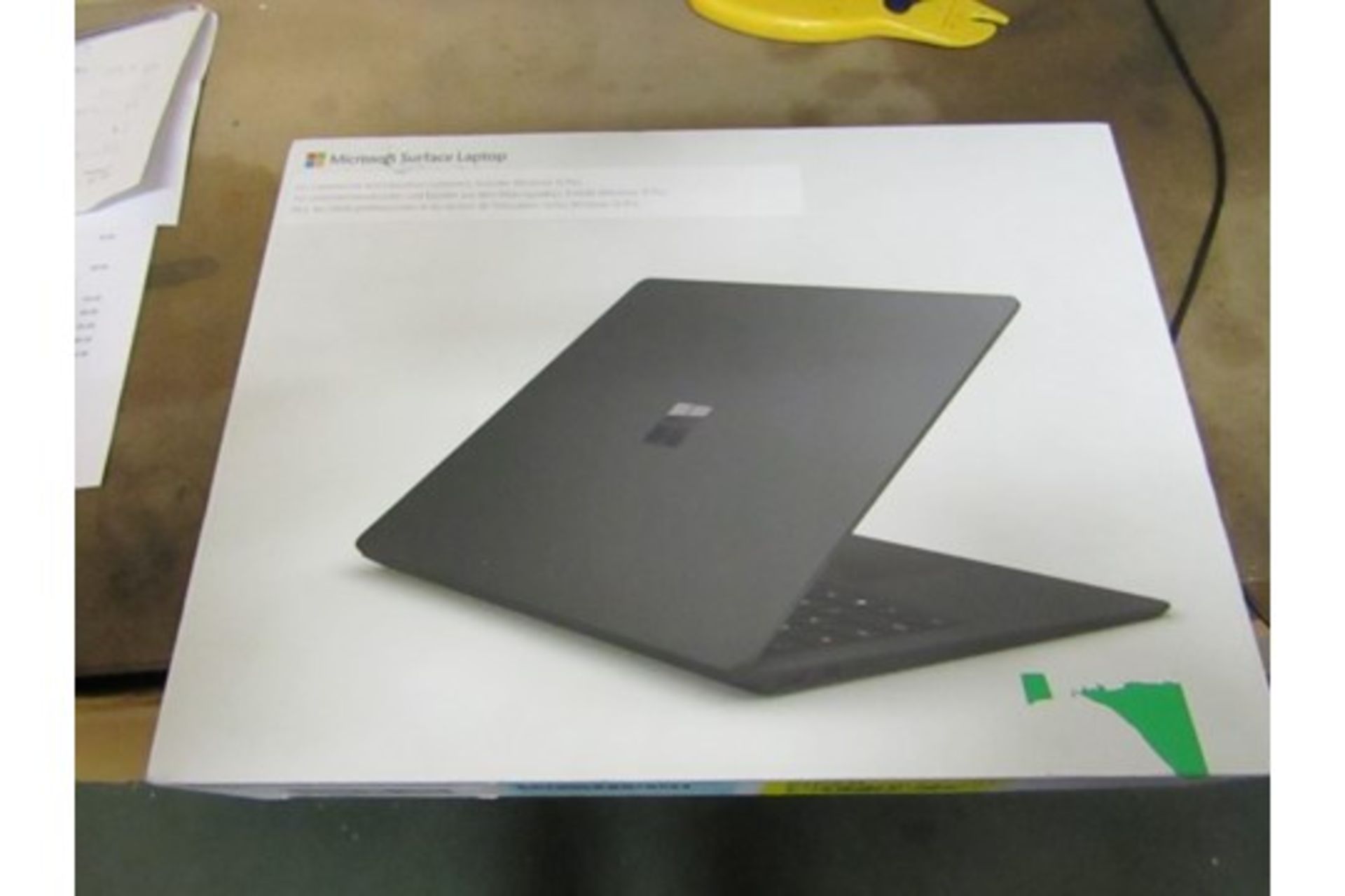 NO VAT ON THE HAMMER! Microsoft Surface Pro 2 Laptop model 1769, 8th Generation i7 processor, - Image 8 of 13