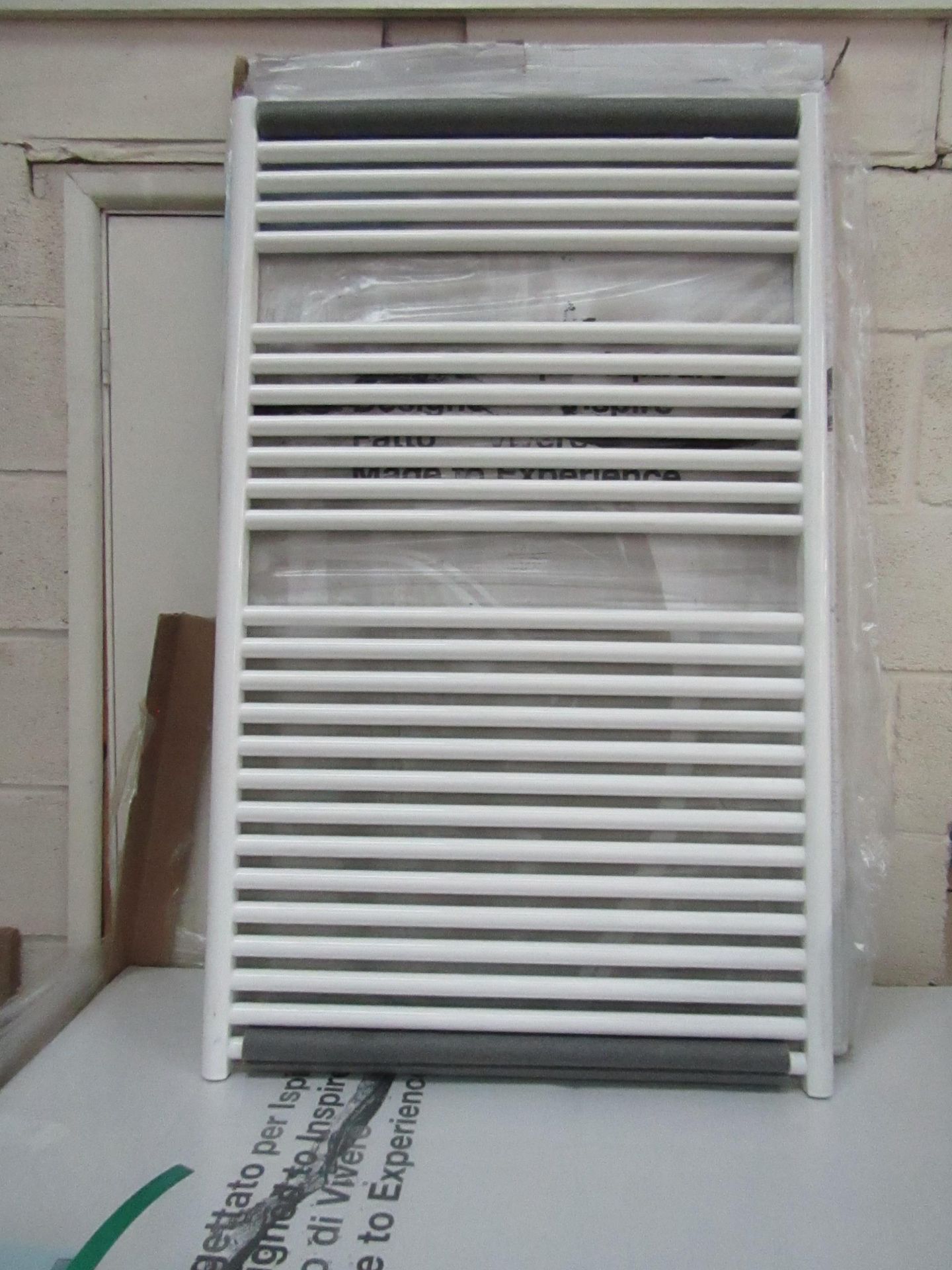 Tissino Hugo series 2 Chunky 1212x750mm White towel radiator, new and boxed.