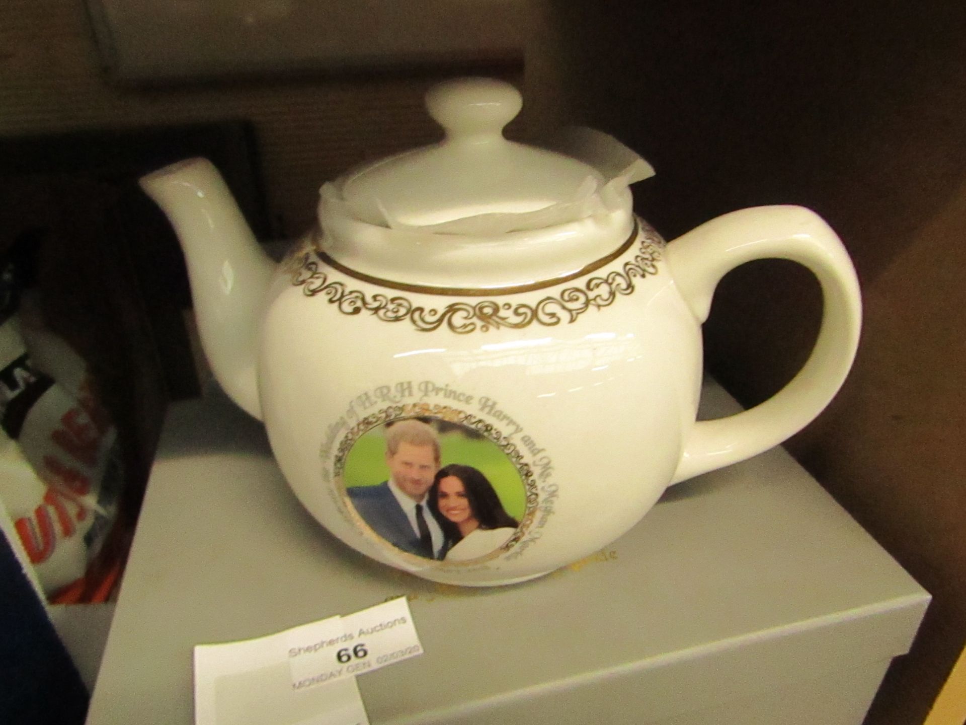 Tea Pot To Celebrate Megan & Harry's Wedding. New & Boxed