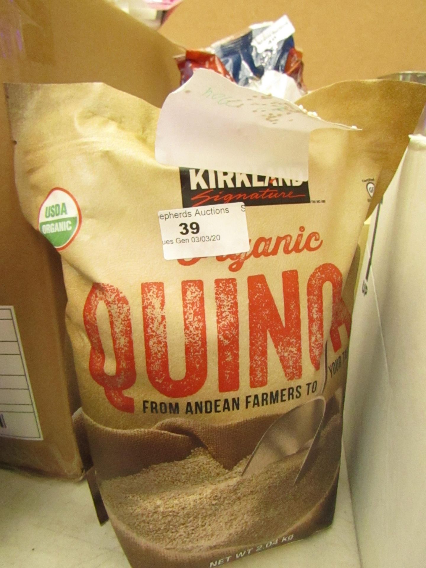 Kirkland - Organic Quinoa - Slight Hole in Bag - BB 19/02/22.