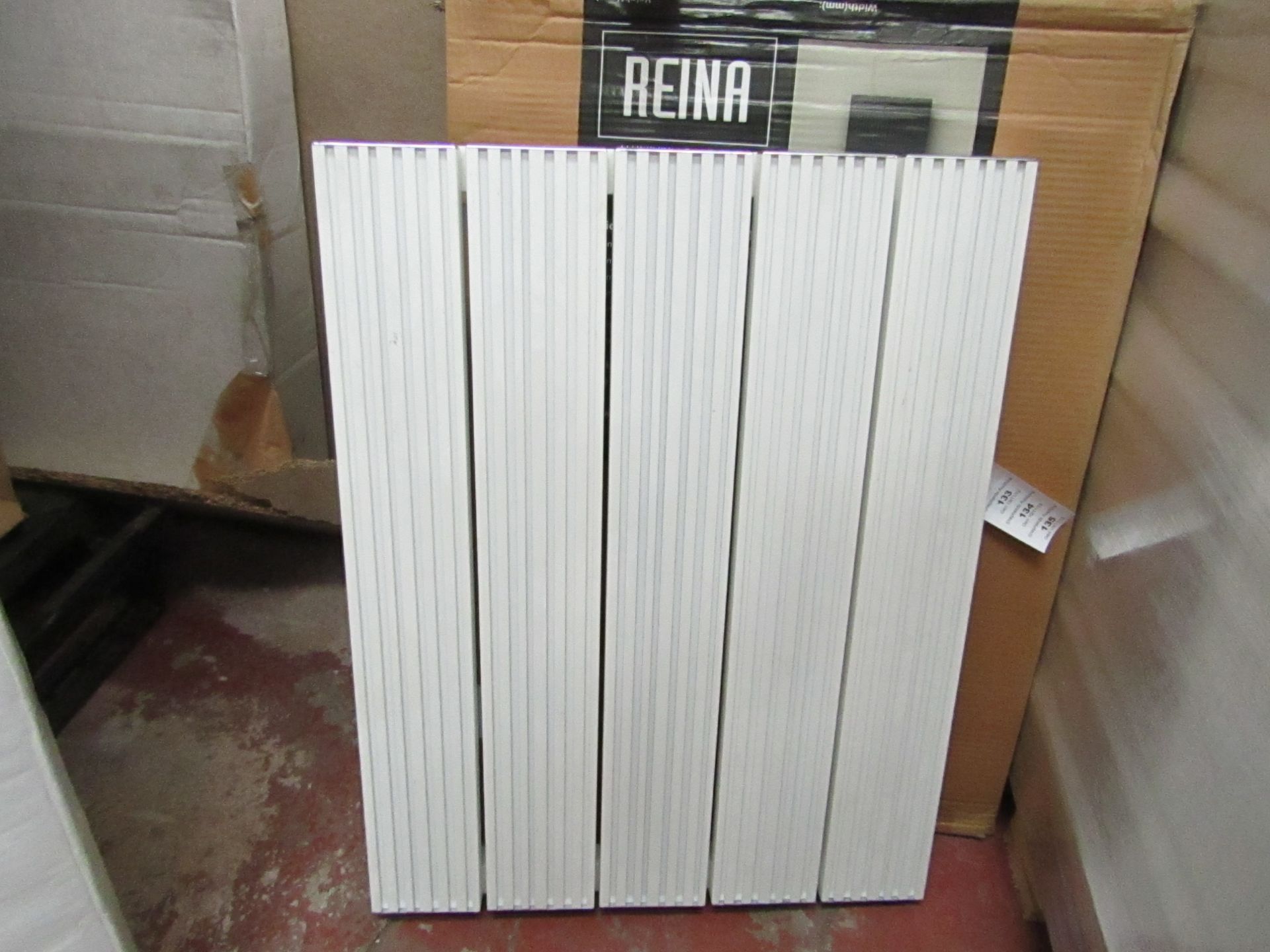 REINA ENZO - Aluminium wall Radiator, White - 470x600mm