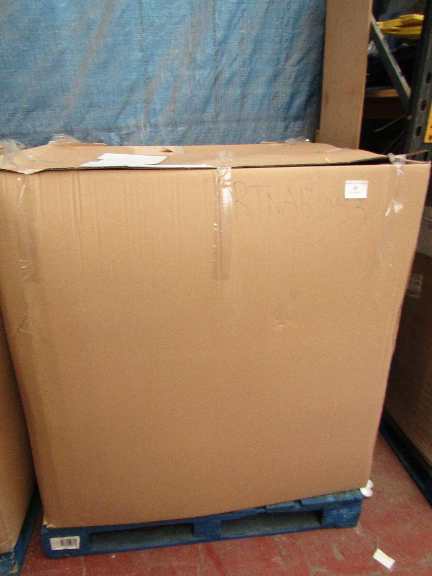 | 34X | THE PALLET CONTAINS VARIOUS SIZED YAWN AIR BEDS | BOXED AND UNCHECKED | NO ONLINE RE-