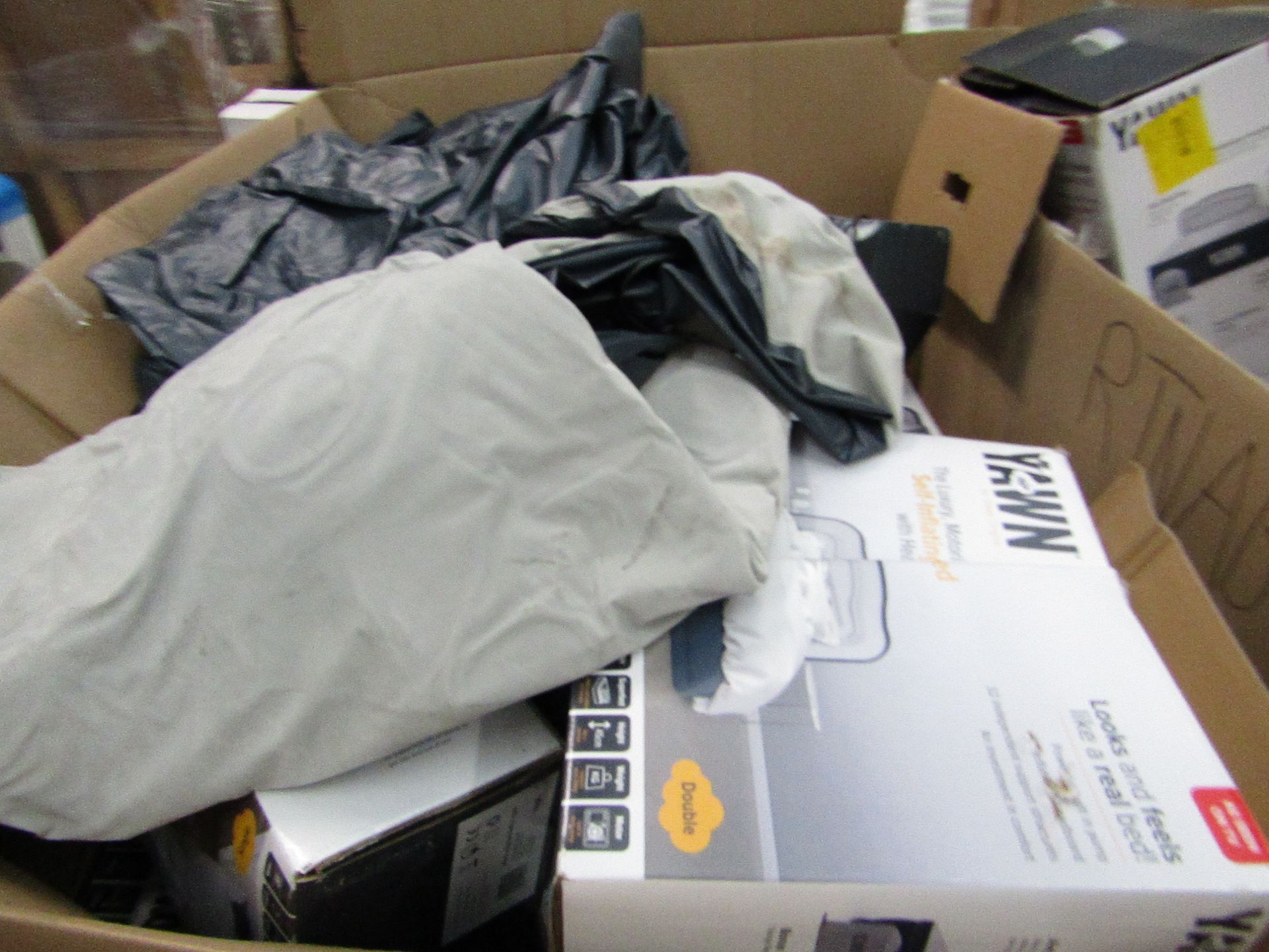 | 30X | APPROX VARIOUS YAWN AIR BEDS | BOXED AND UNCHECKED | NO ONLINE RE-SALE | SKU - | TOTAL LOT - Image 2 of 2