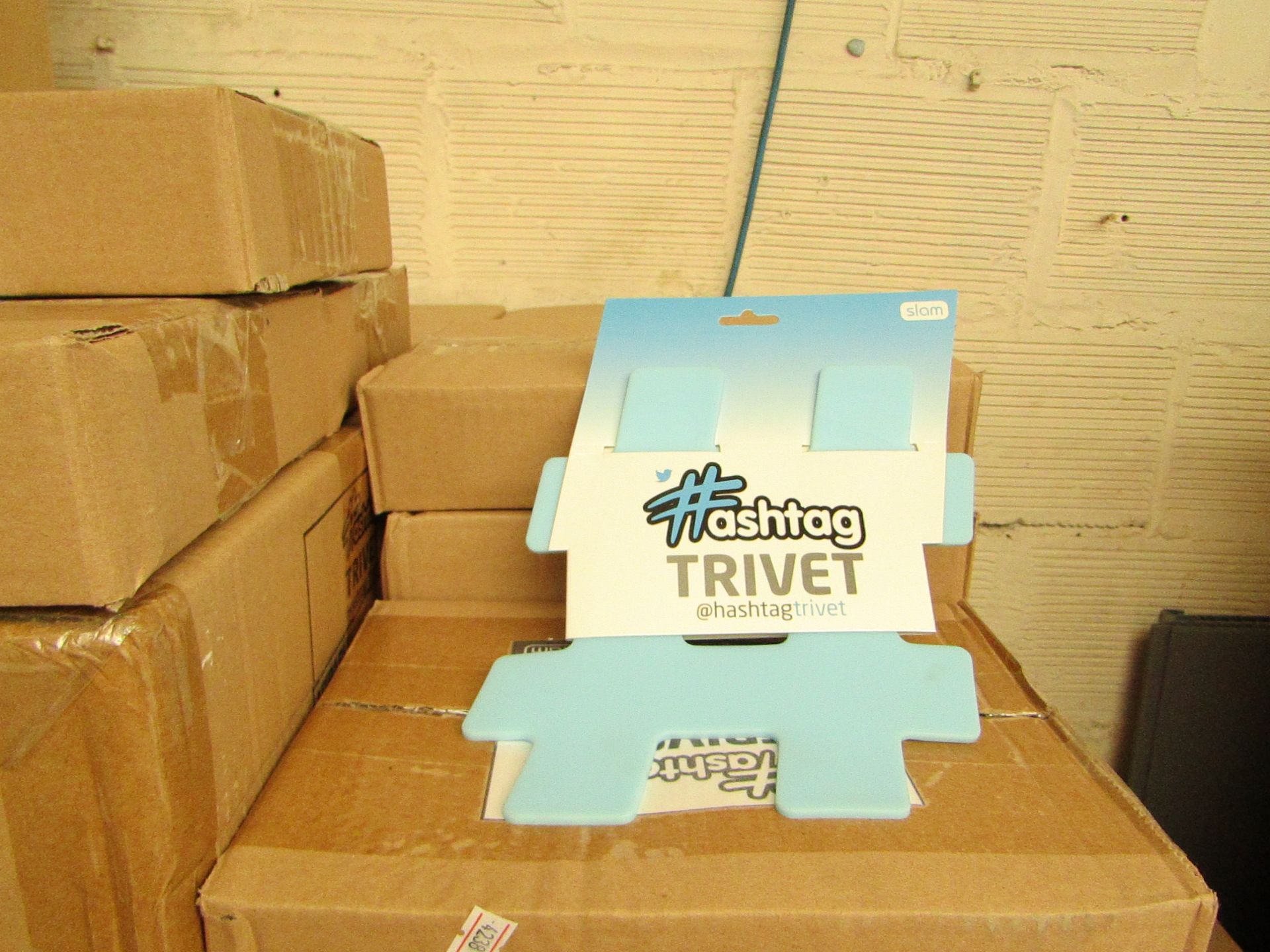 96x Hashtag Trivet pan trivet, new and boxed.