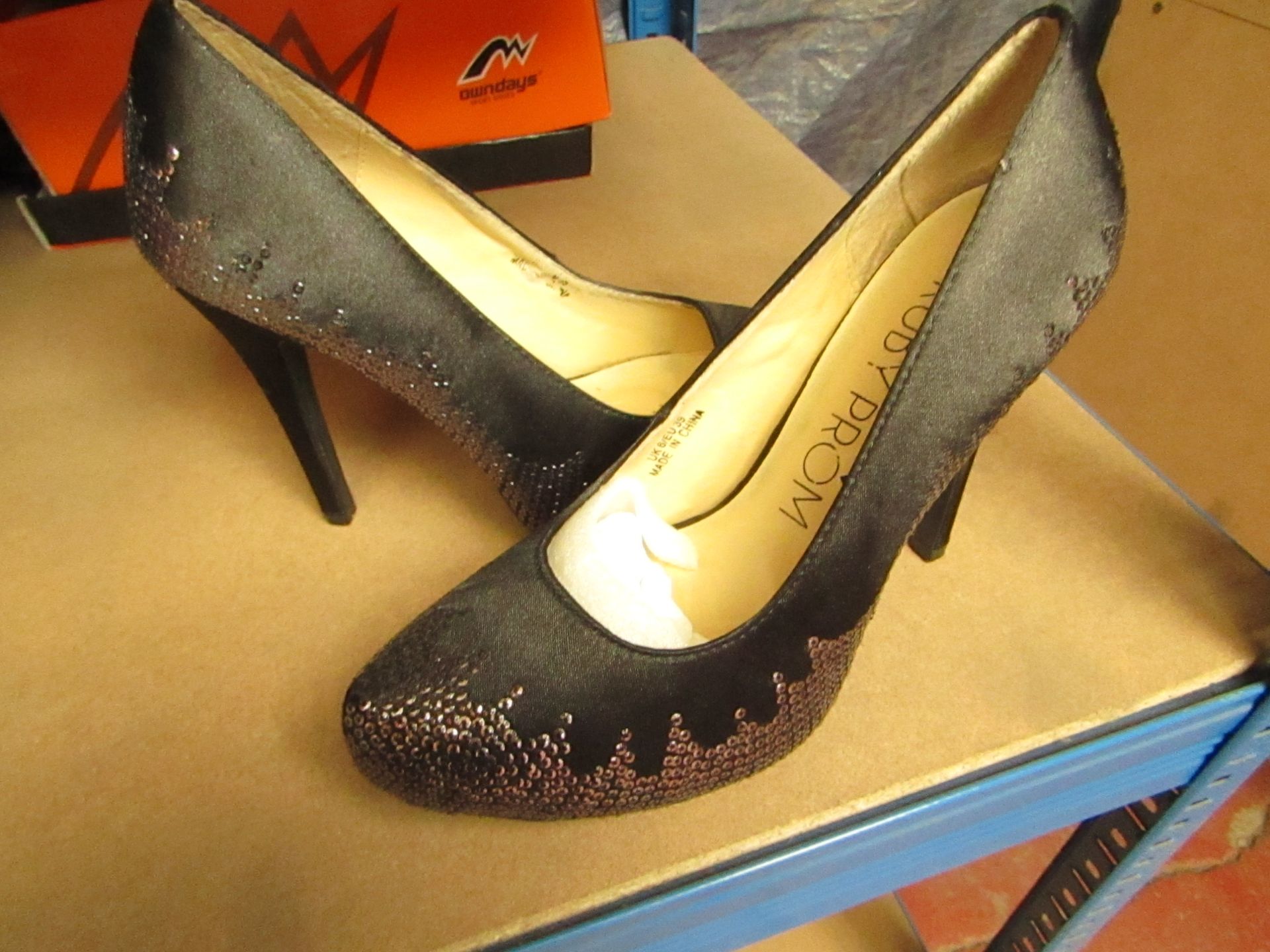 Ruby Prom Black Platform High Heel Shoes with Embelishments size 5 new (see image for design)