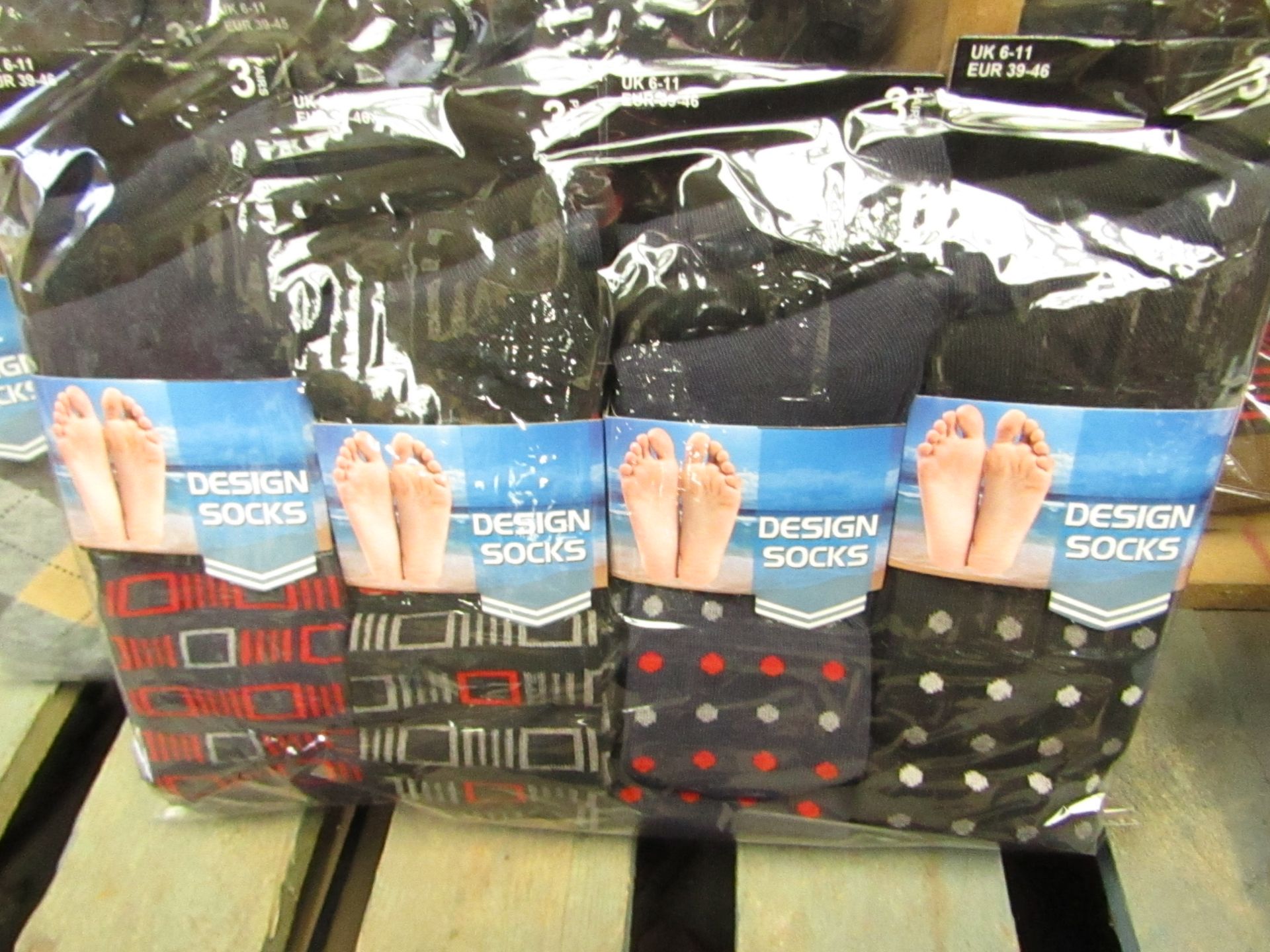 12 X Pairs of Mens Design Socks size 6-11 new in packaging (see image for design)