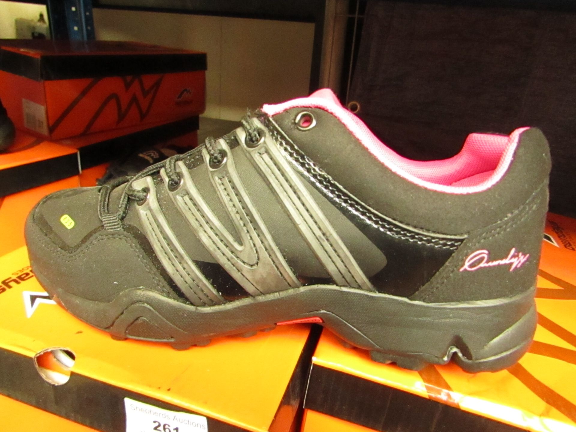 Owndays Traxion Sport Trainer size 37 new & boxed (see image for design)