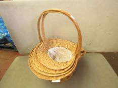 1 x Set of 4 Wicker Baskets Lined for Plants new