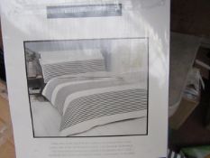 Sanctuary Harper Mono Super King Reversible Duvet Set,100 % Cotton RRP £79.99 New & Packaged