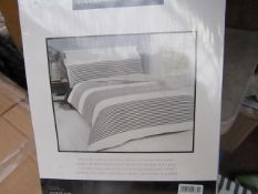 Sanctuary Harper Mono Super King Reversible Duvet Set,100 % Cotton RRP £79.99 New & Packaged