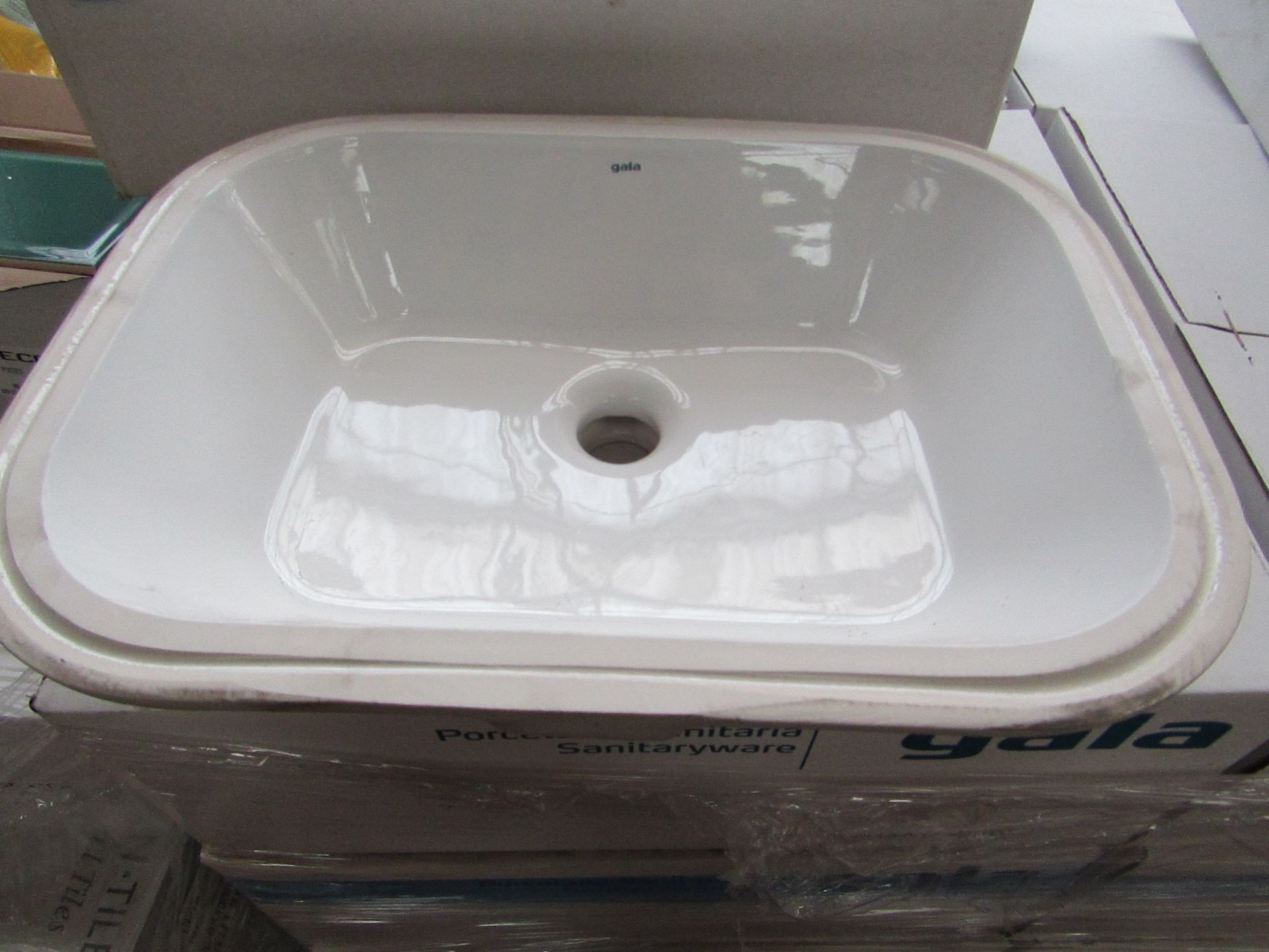 Gala Flex Under counter mounted sink, new and boxed