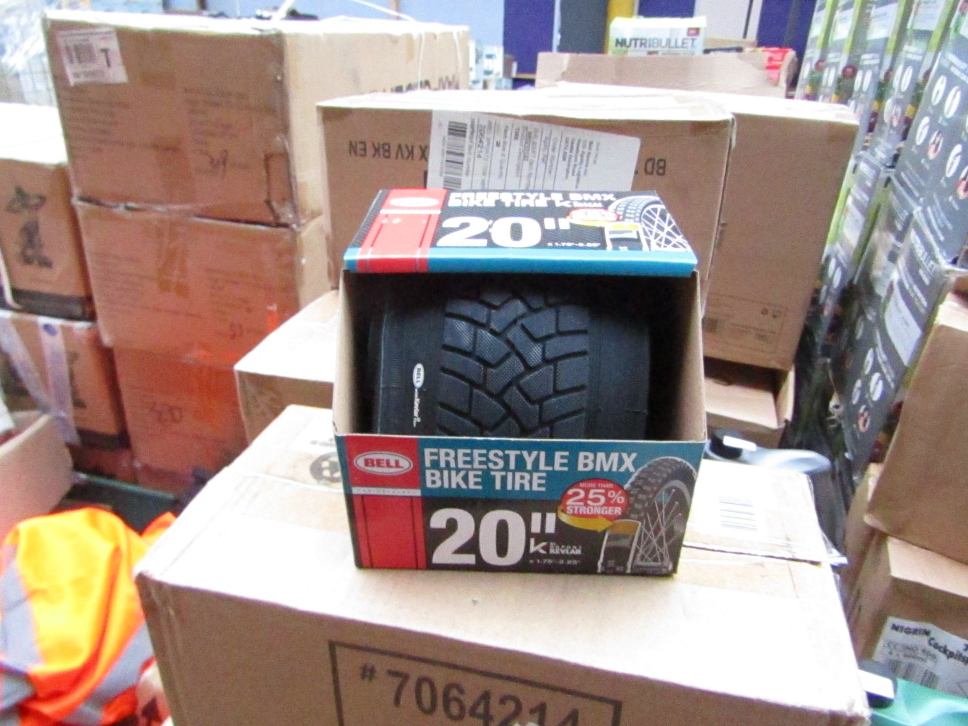 a Box of 2x Bell free style replacement BMX Tyres, new, please note these are picked at random and